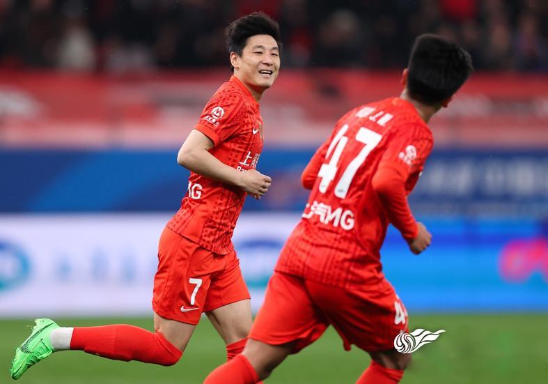 九游官网-武磊仅用8分钟就称王！ 安佩姆数据因他更好看，加布评分倒数第二